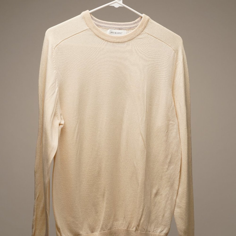 White Primark Crewneck Sweater
